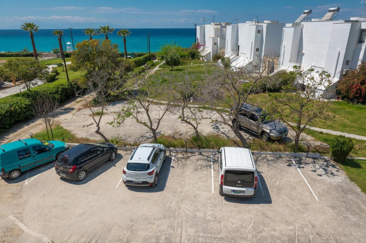 פוסידי Sunset Villas מראה חיצוני תמונה