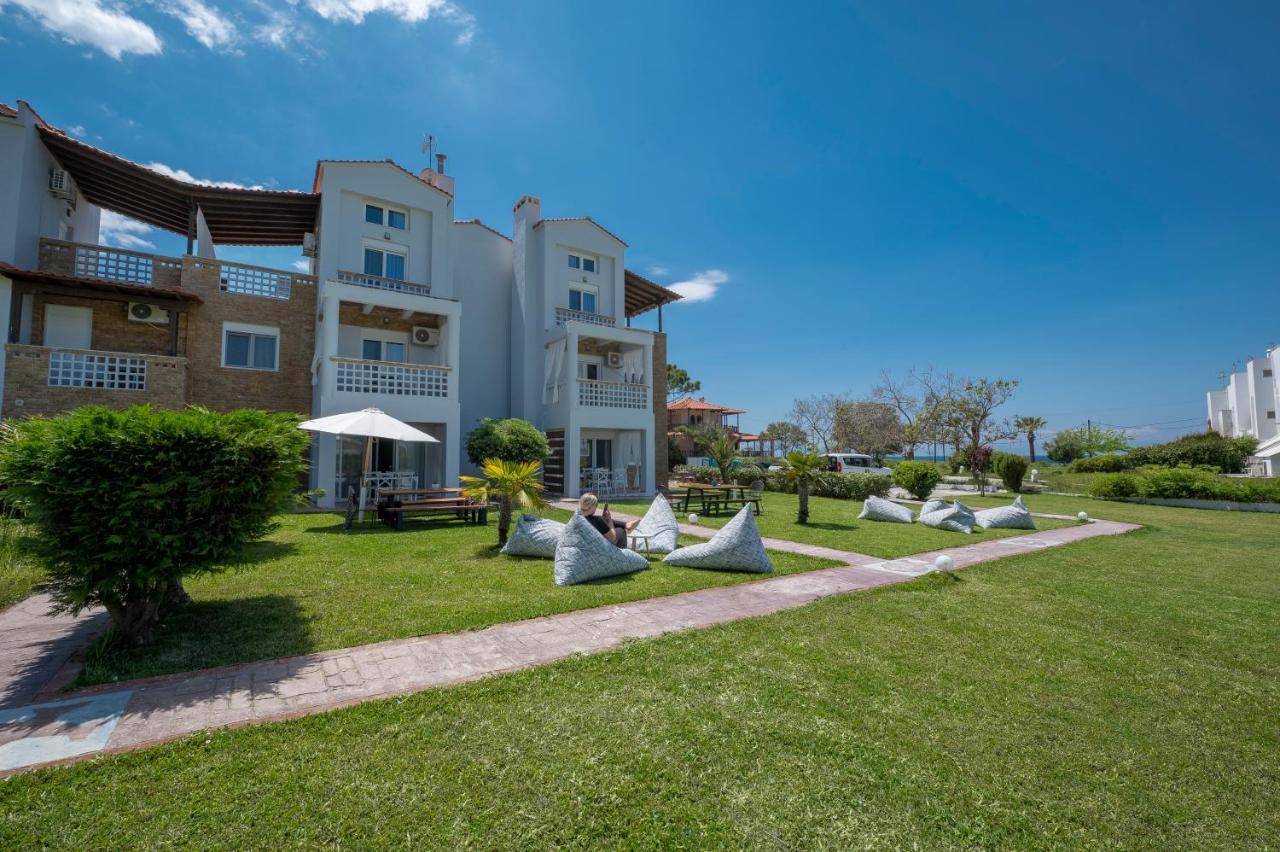 פוסידי Sunset Villas מראה חיצוני תמונה