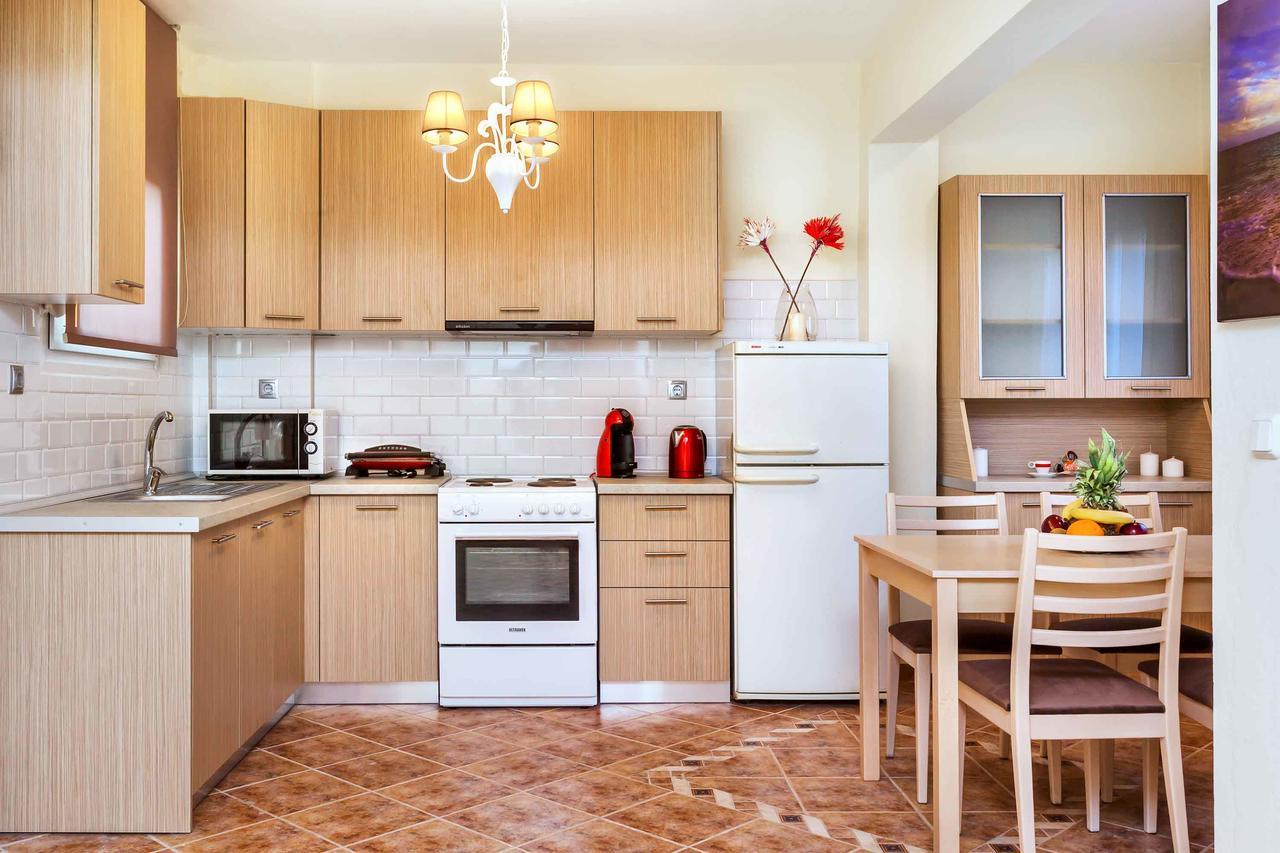 פוסידי Sunset Villas מראה חיצוני תמונה