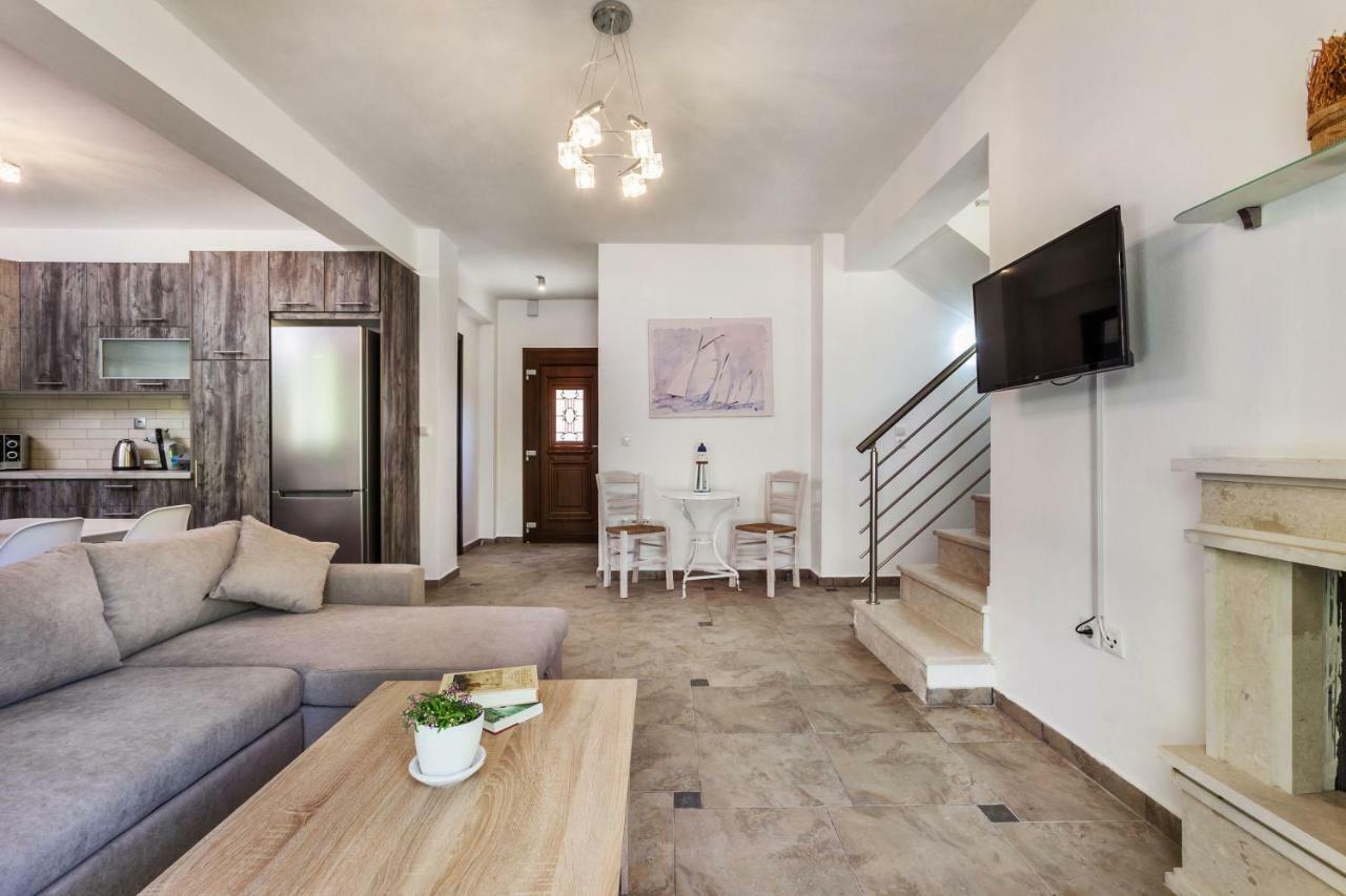 פוסידי Sunset Villas מראה חיצוני תמונה