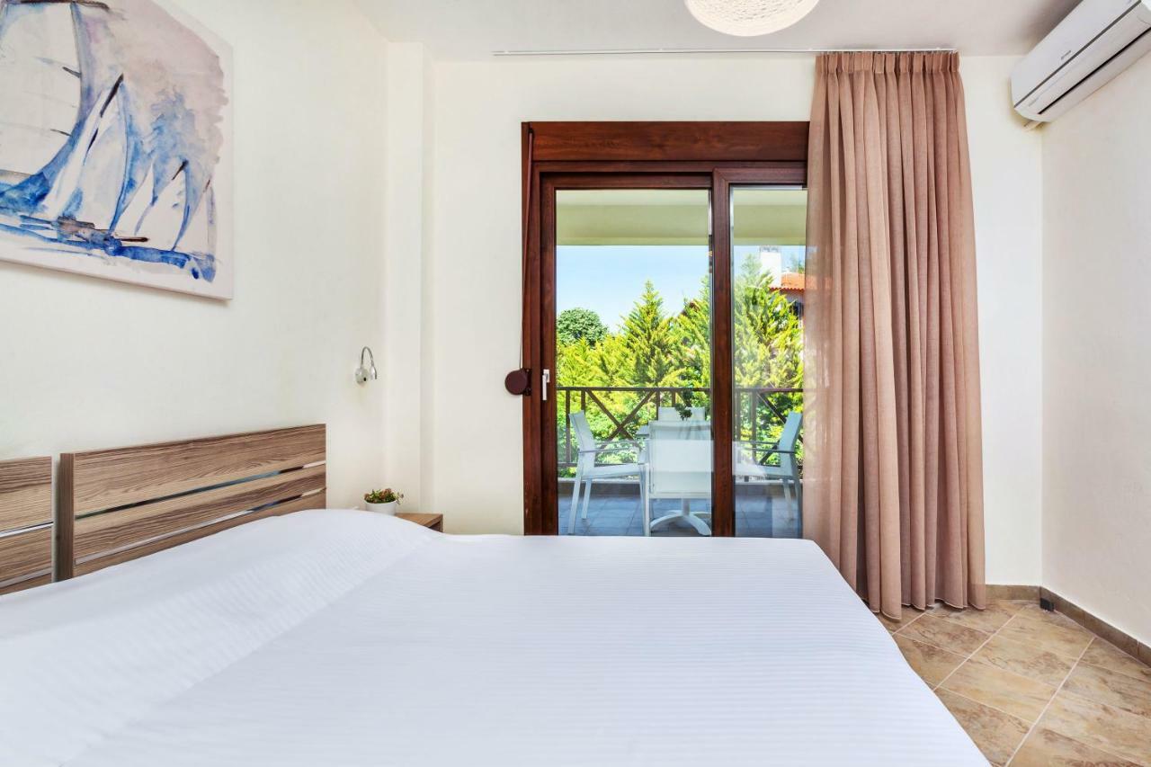 פוסידי Sunset Villas מראה חיצוני תמונה
