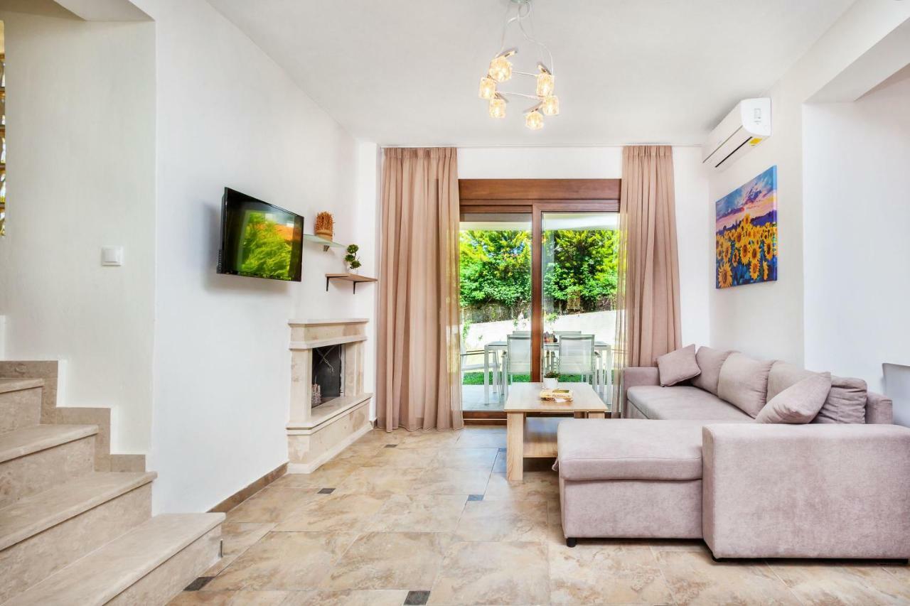 פוסידי Sunset Villas מראה חיצוני תמונה